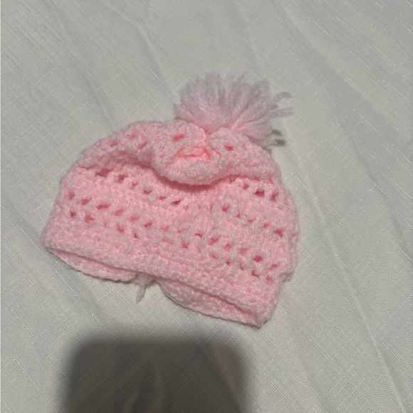 Vintage Pink Knitted Pom-Pom Newborn Hat - Picture 2 of 4